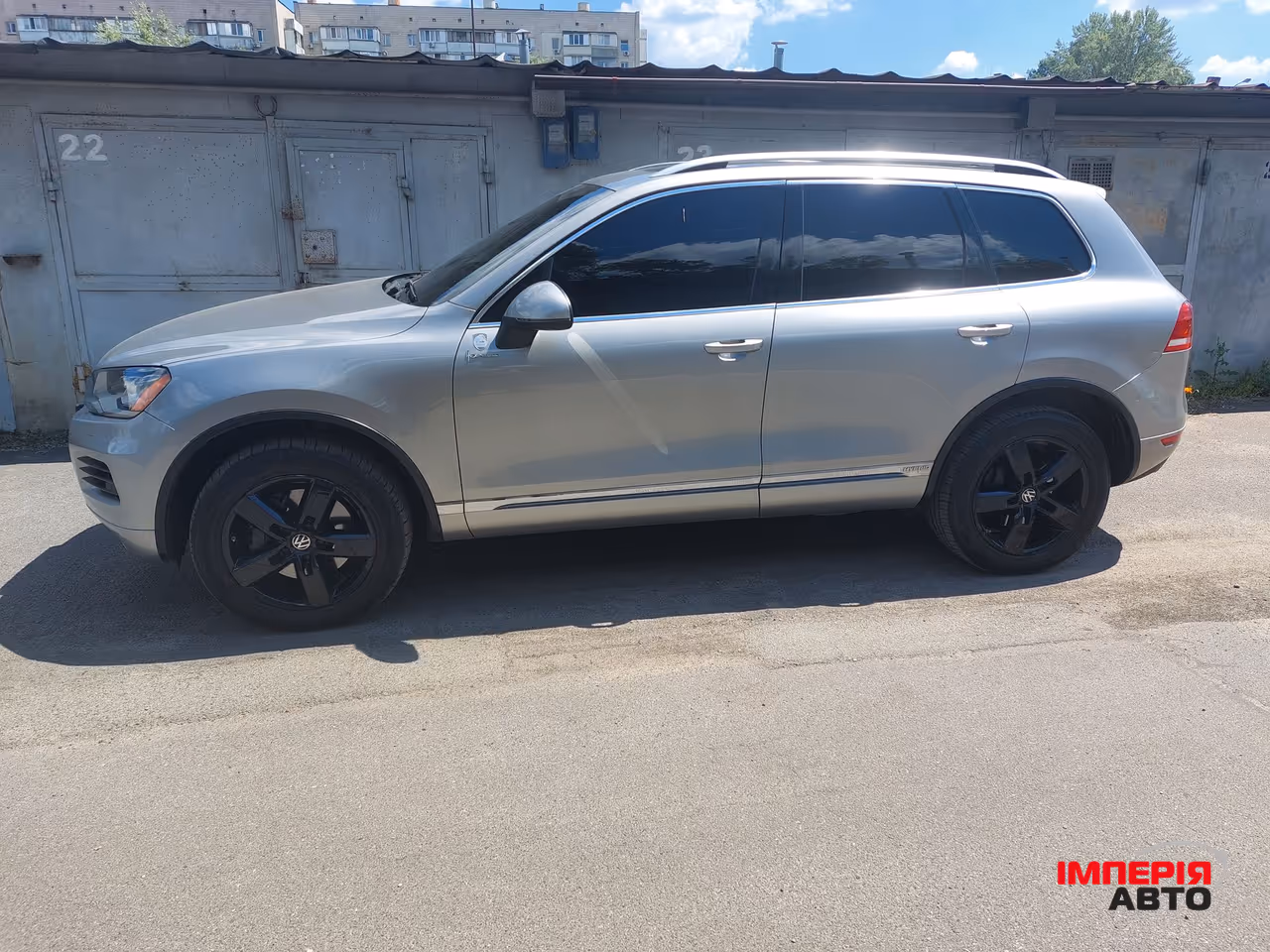 Volkswagen Touareg - фото 13