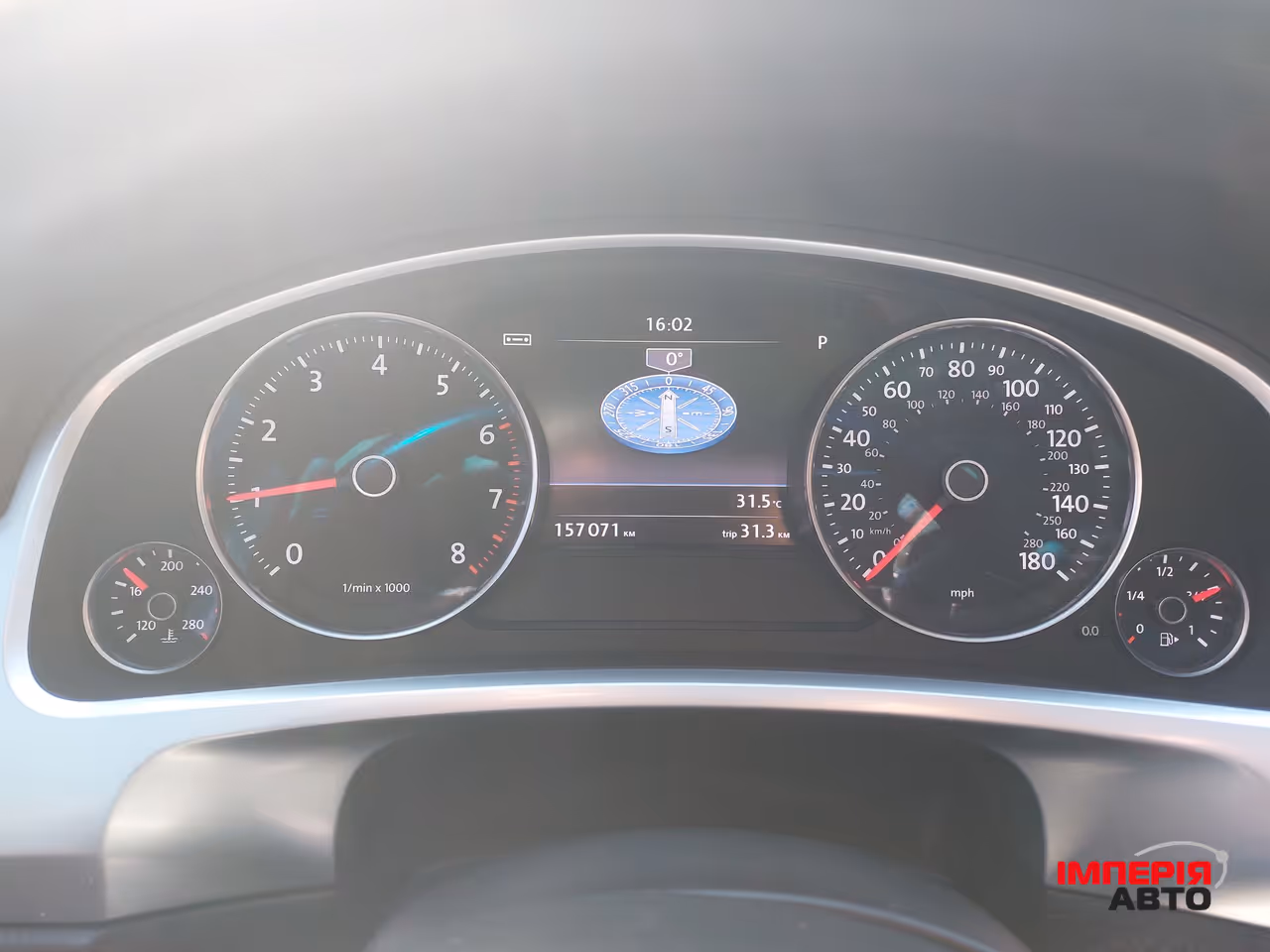 Volkswagen Touareg - фото 32