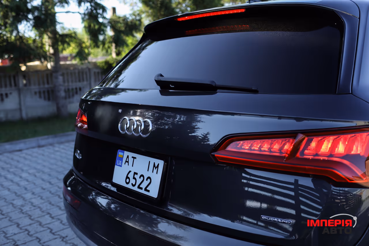 Audi Q5 - фото 6