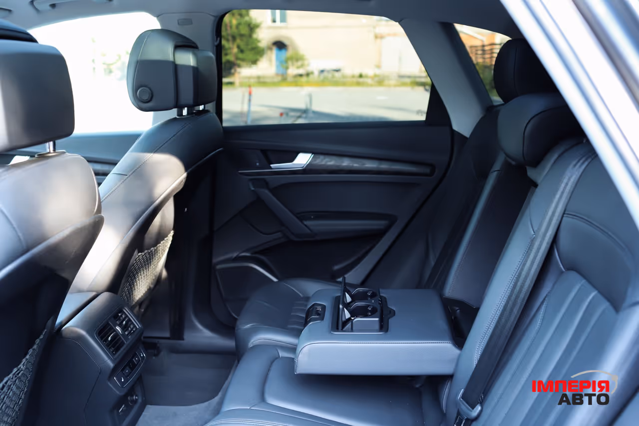 Audi Q5 - фото 13