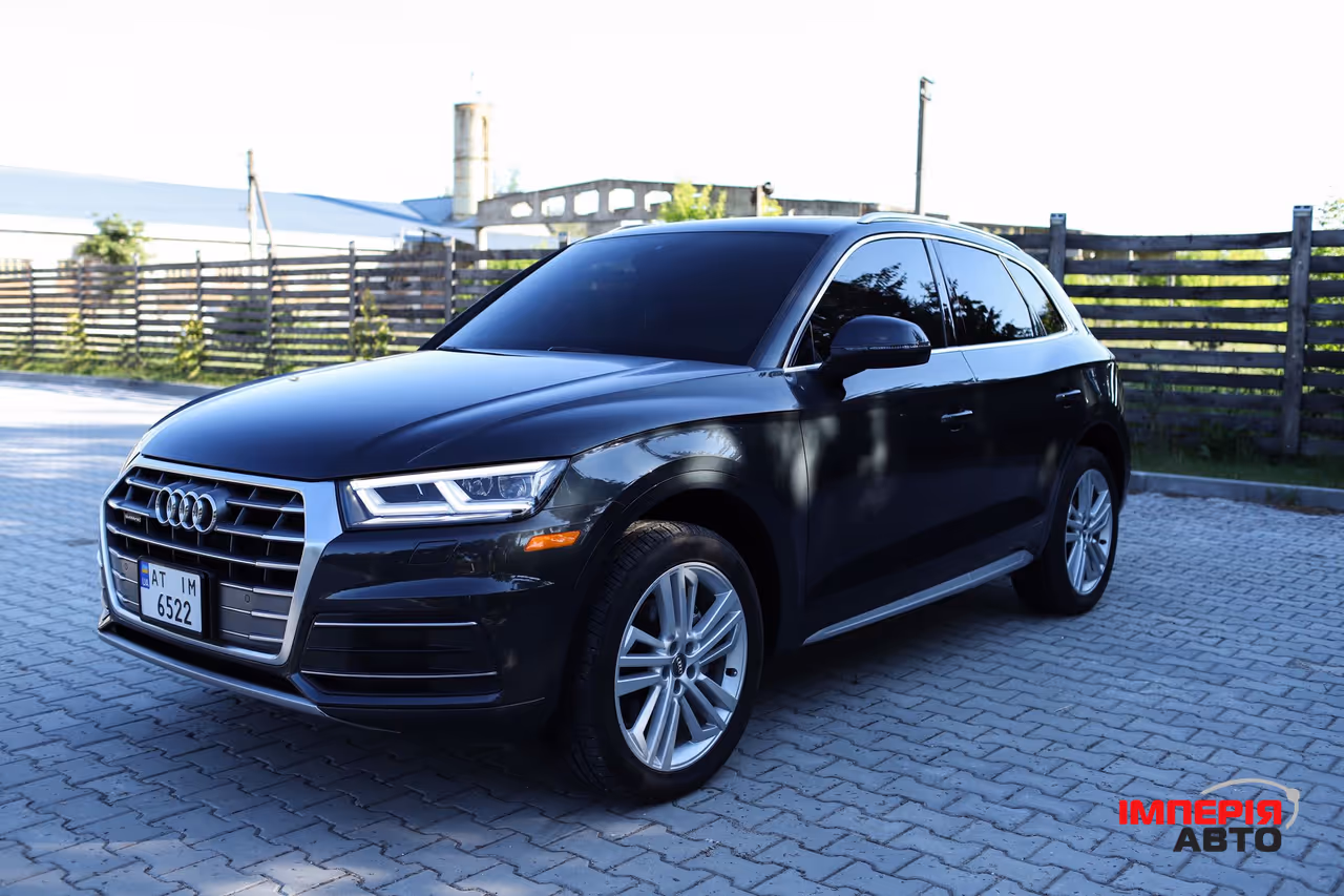 Audi Q5 - фото 1