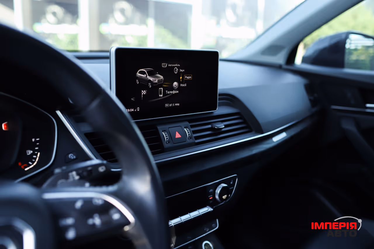 Audi Q5 - фото 10
