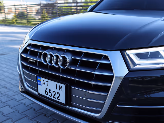 Audi Q5 - фото 2