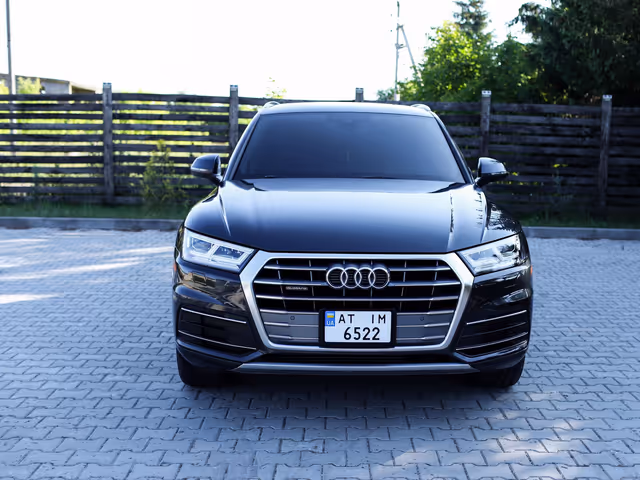 Audi Q5 - фото 3