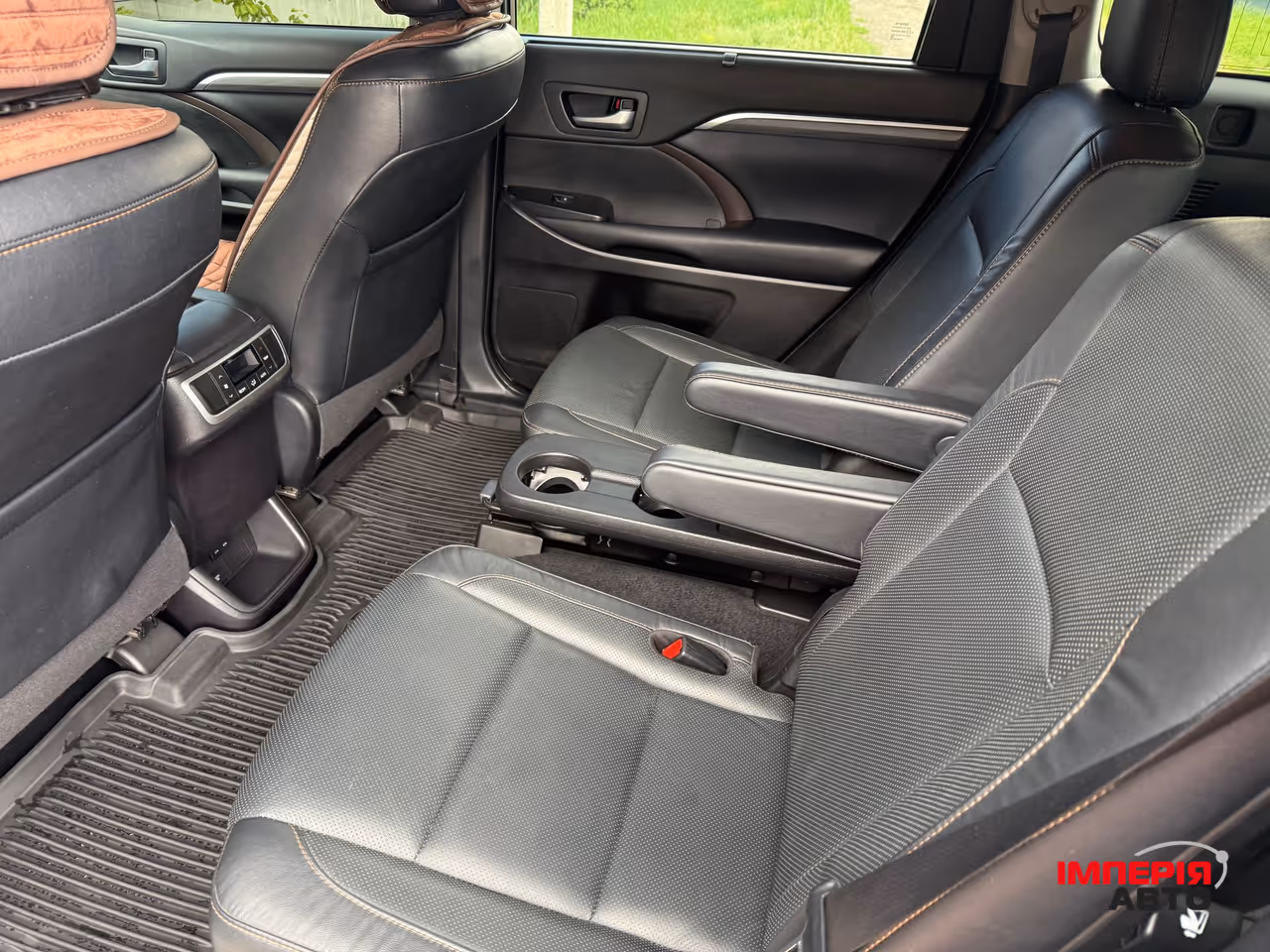 Toyota Highlander - фото 15