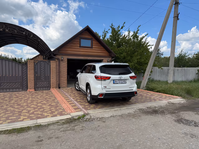 Toyota Highlander - фото 5