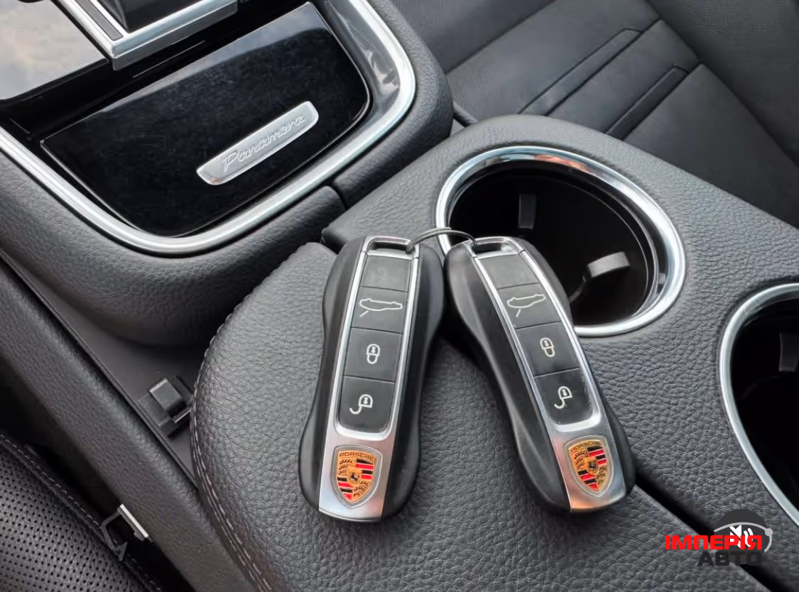 Porsche Panamera - фото 15