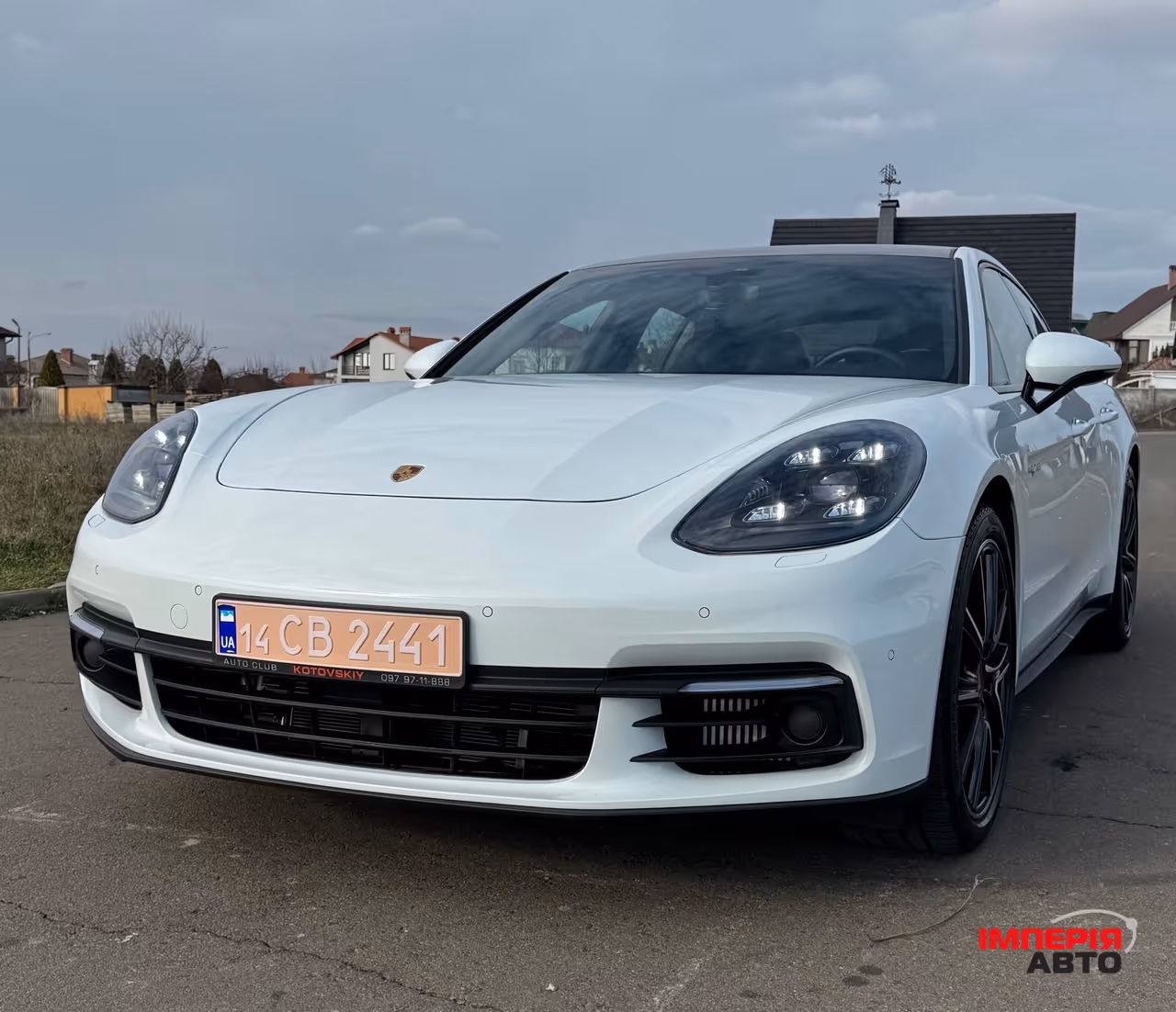 Porsche Panamera - фото 13