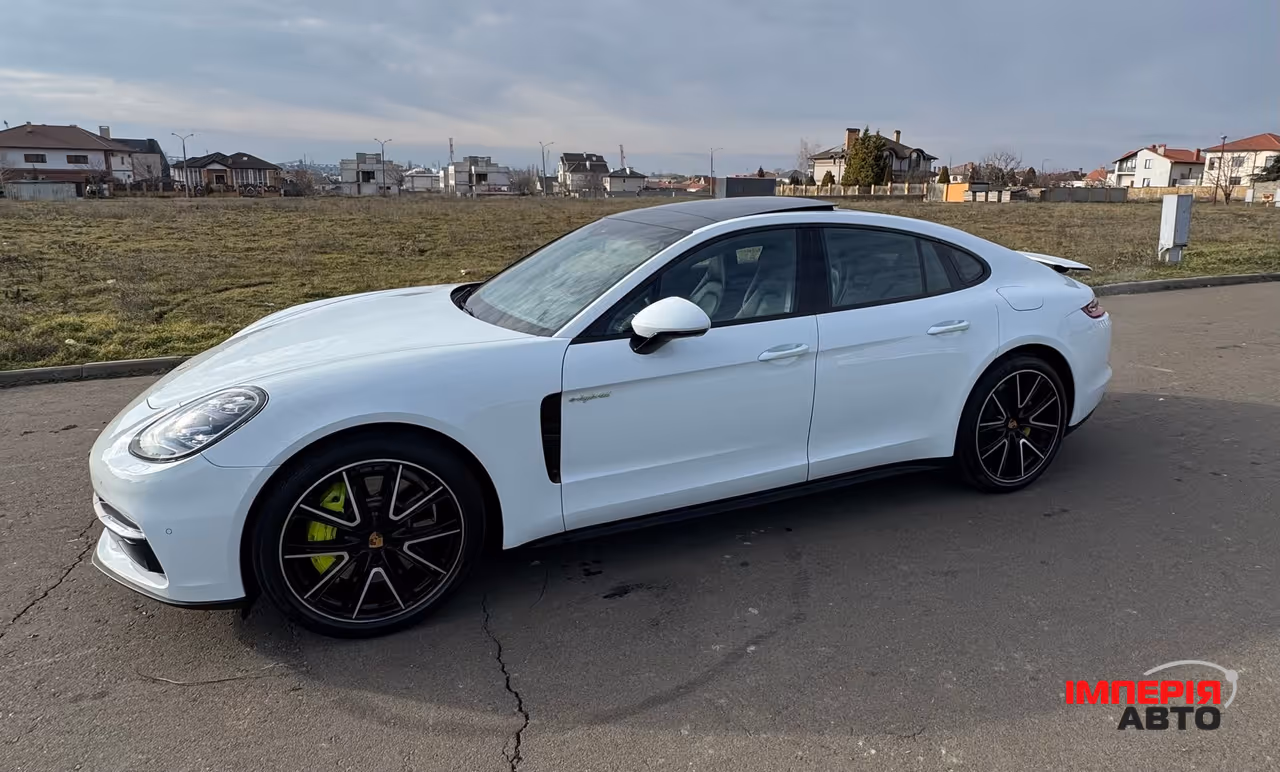 Porsche Panamera - фото 9