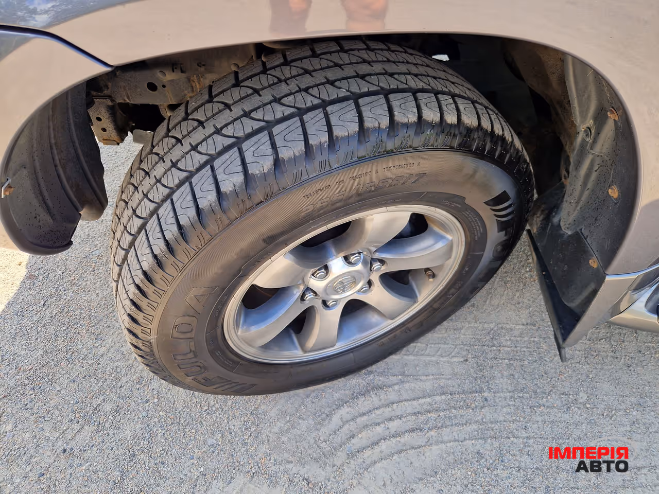 Toyota Land Cruiser Prado - фото 10