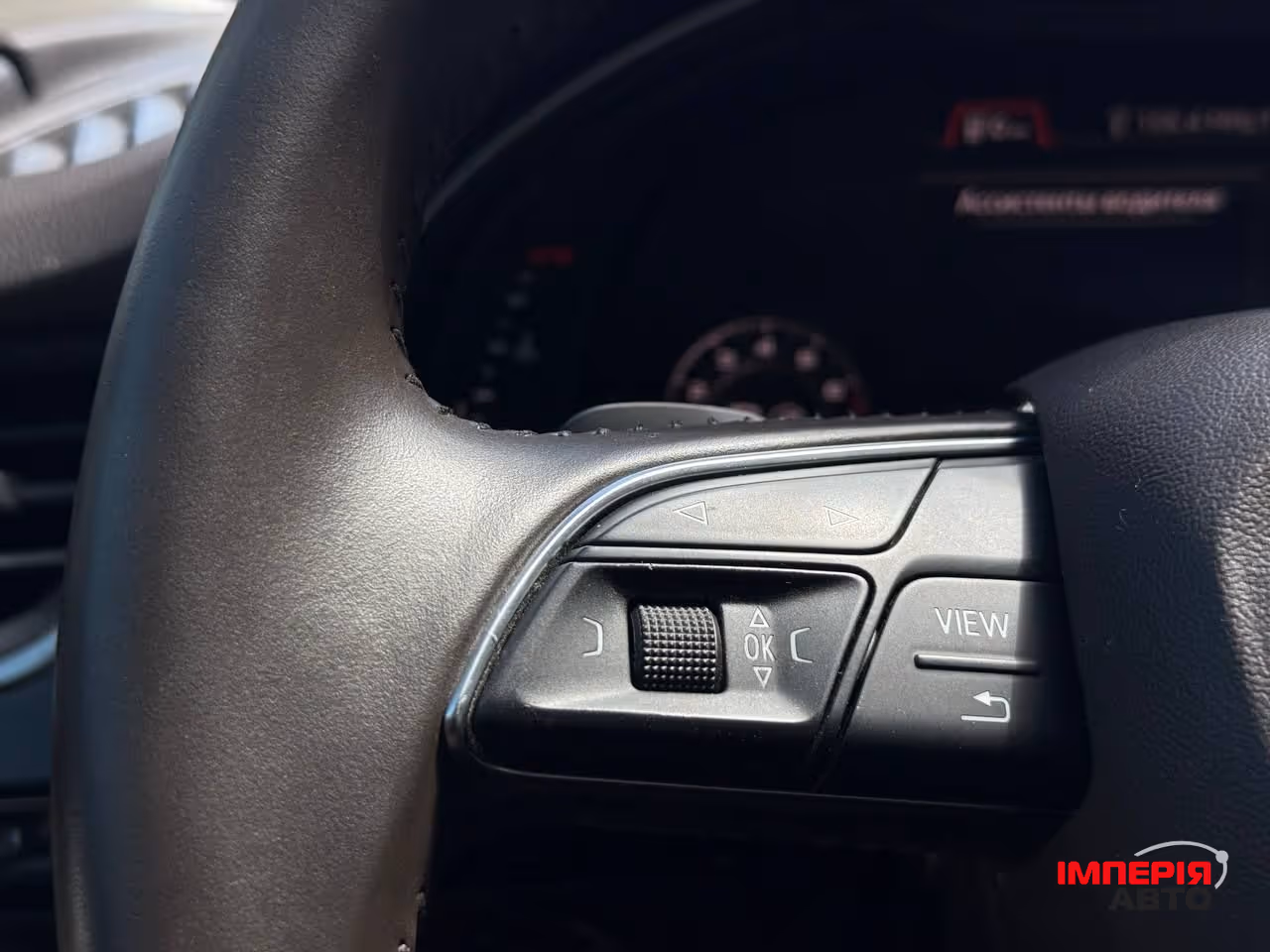 Audi Q7 - фото 23