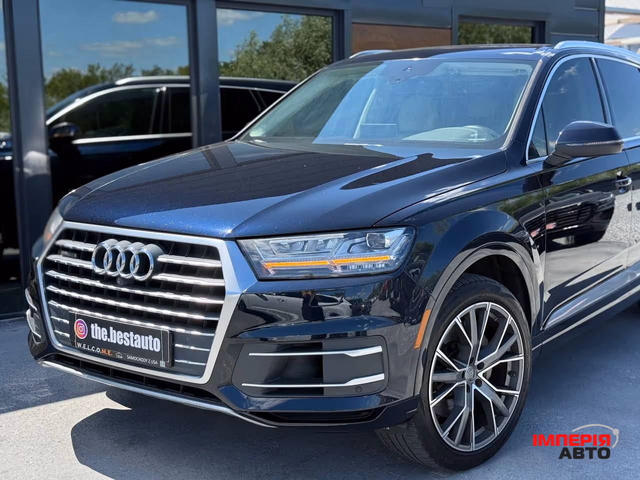 Audi Q7 - фото 2