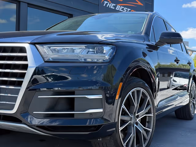 Audi Q7 - фото 3
