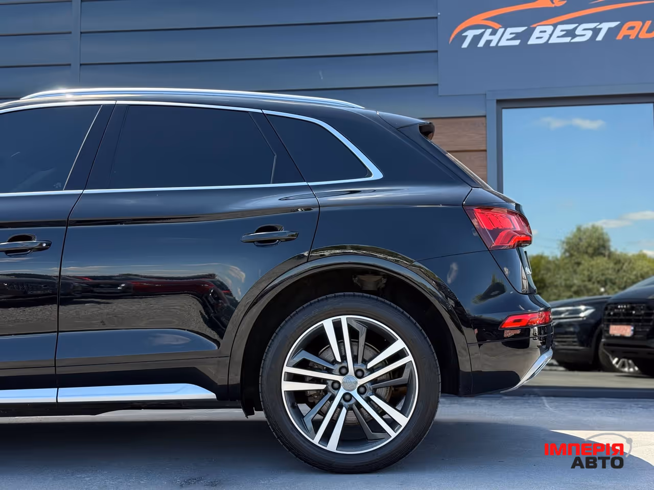 Audi Q5 - фото 7