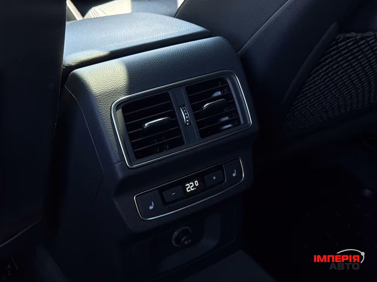 Audi Q5 - фото 48