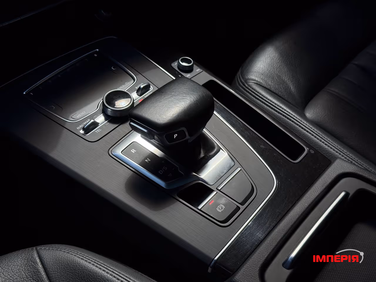 Audi Q5 - фото 37