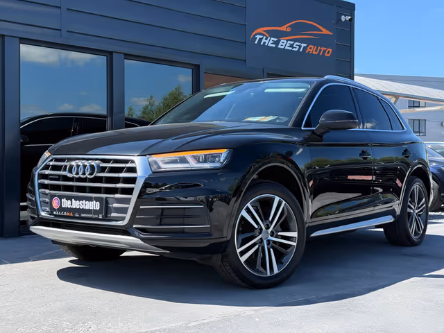 Audi Q5 - фото 1
