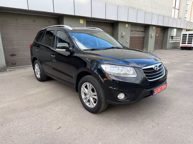 Hyundai Santa Fe - фото 3