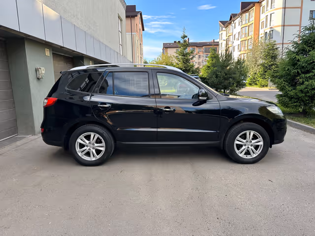 Hyundai Santa Fe - фото 4