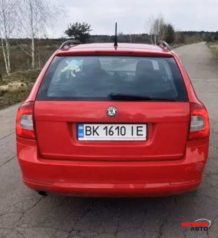 Skoda Octavia - фото 2