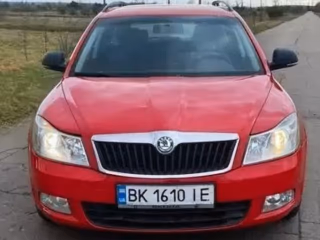 Skoda Octavia - фото 1