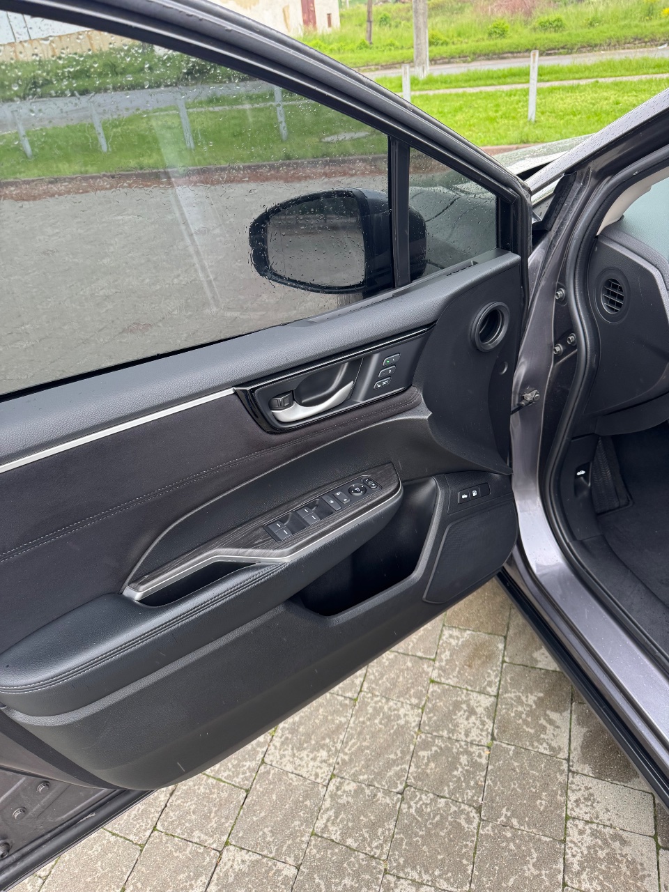 Honda Clarity - фото 15