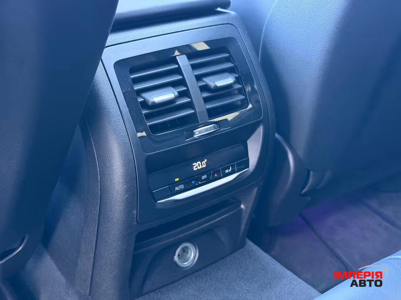 BMW X4 M - фото 27