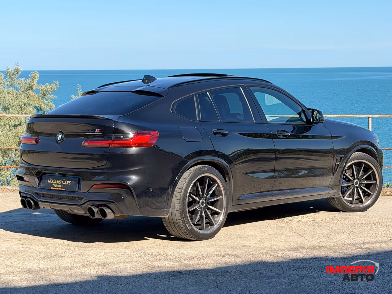 BMW X4 M - фото 13