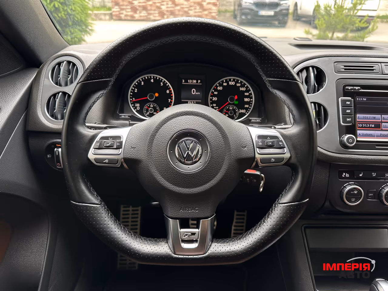 Volkswagen Tiguan - фото 20