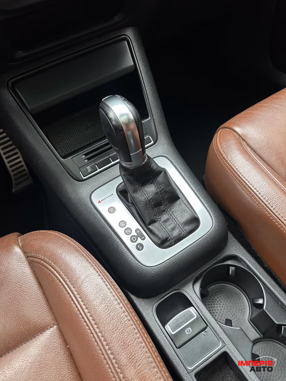 Volkswagen Tiguan - фото 29