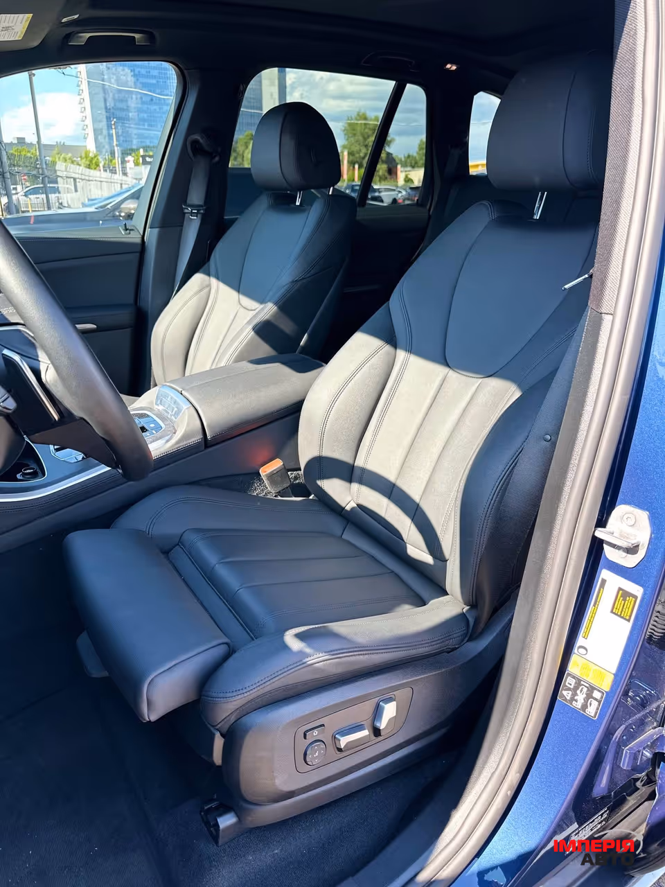 BMW X5 - фото 16