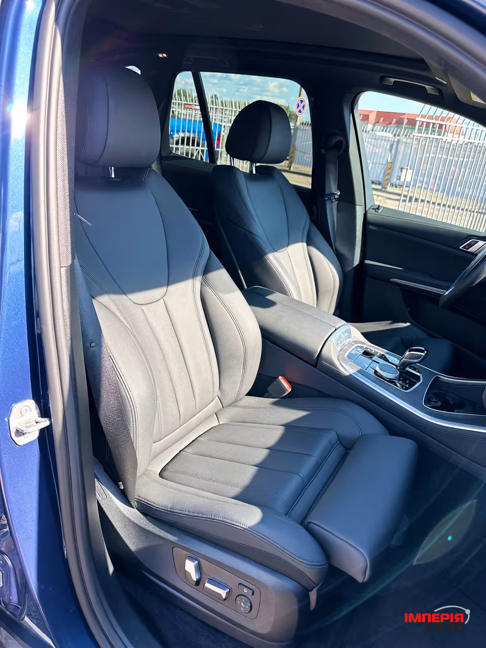 BMW X5 - фото 8