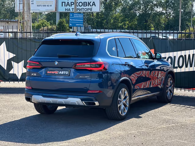 BMW X5 - фото 5