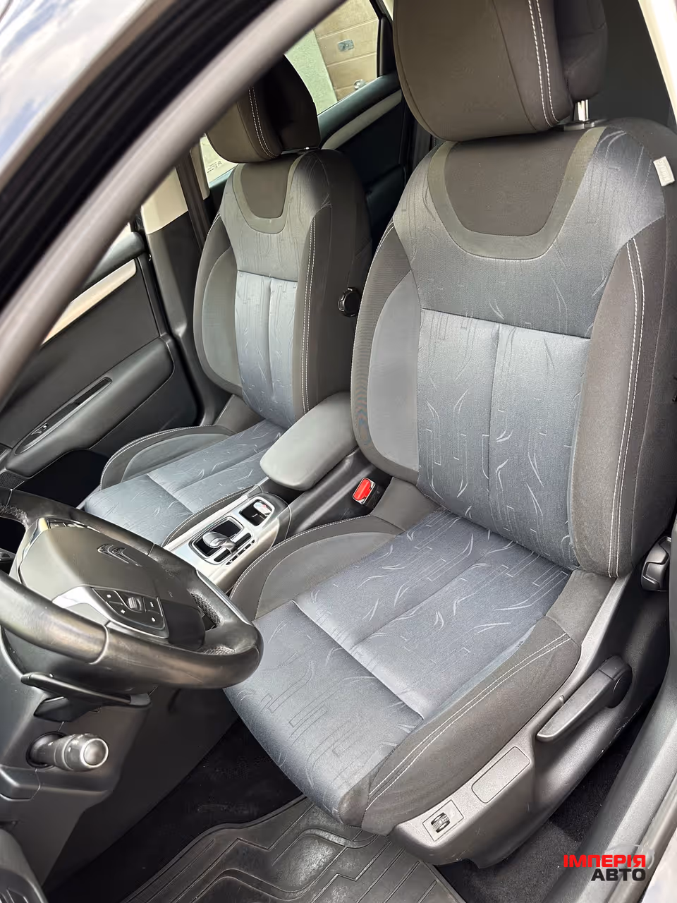 Citroen C4 - фото 13