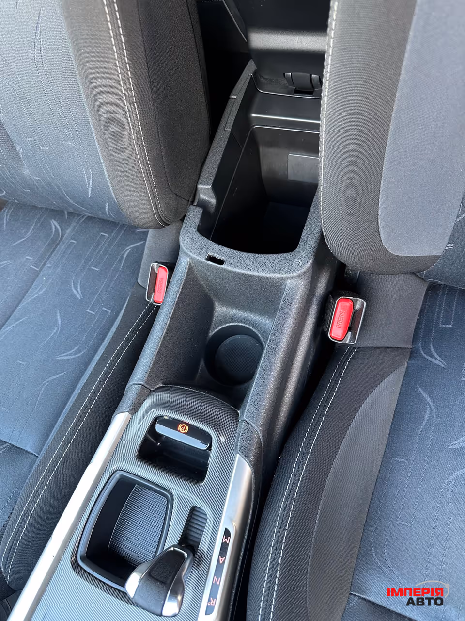 Citroen C4 - фото 26
