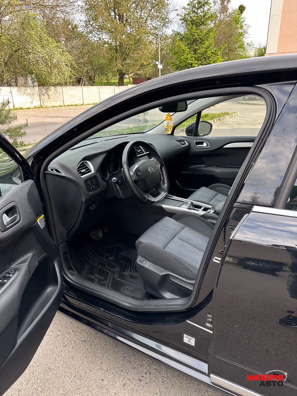 Citroen C4 - фото 11
