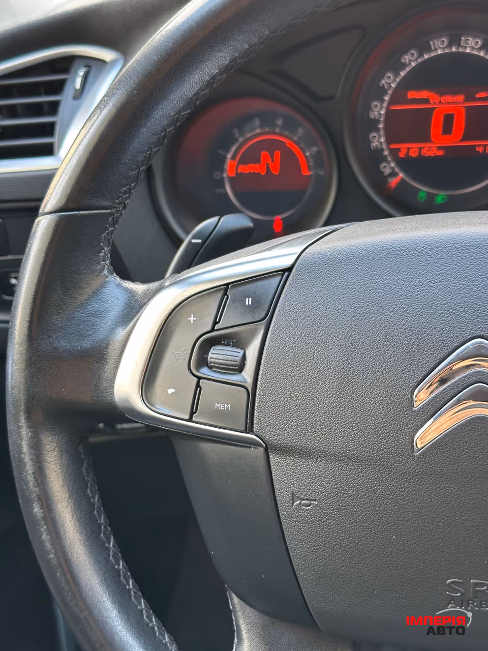 Citroen C4 - фото 19