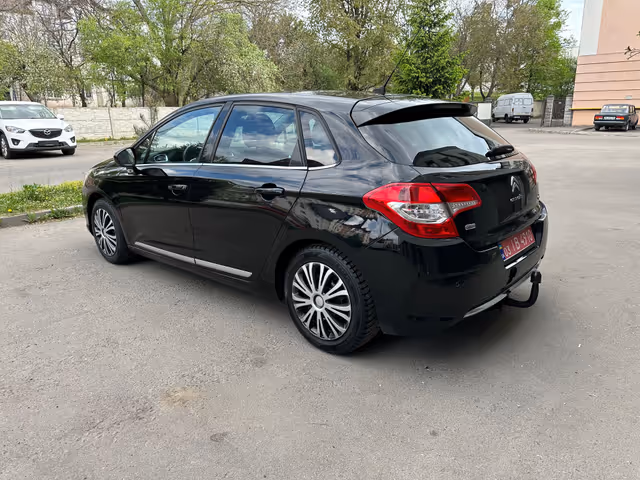 Citroen C4 - фото 3