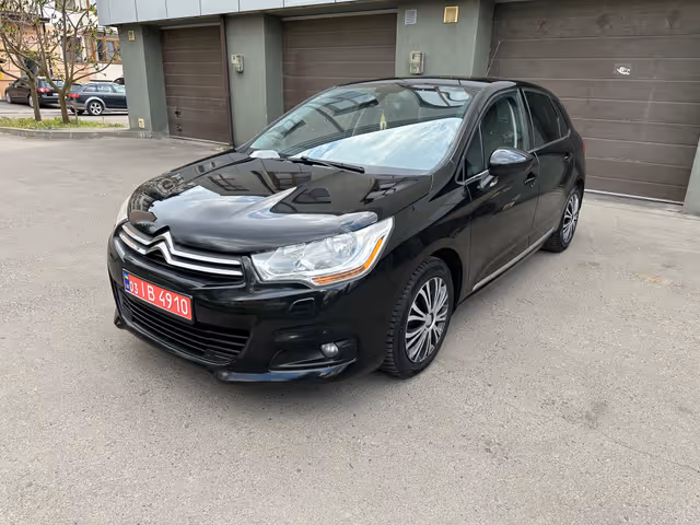 Citroen C4 - фото 1