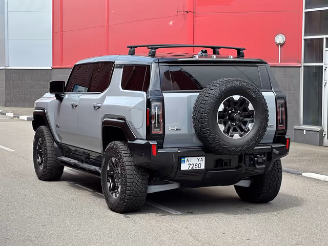 GMC Hummer EV - фото 4