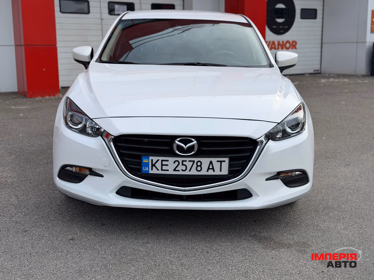 Mazda 3 - фото 2