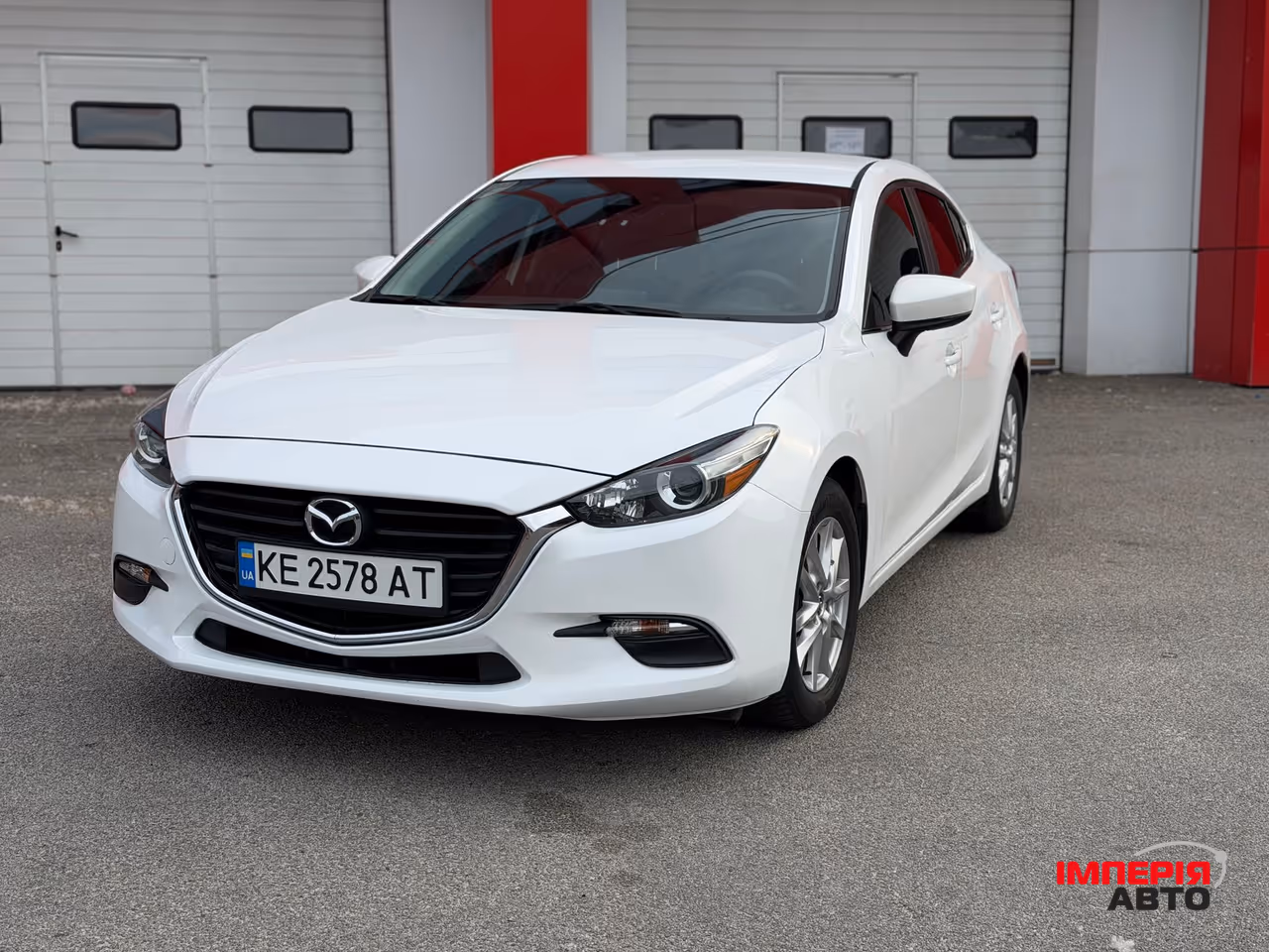 Mazda 3 - фото 1