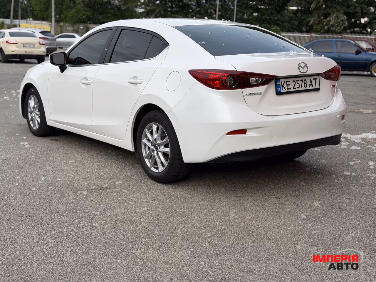 Mazda 3 - фото 7