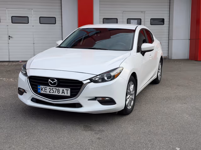 Mazda 3 - фото 1