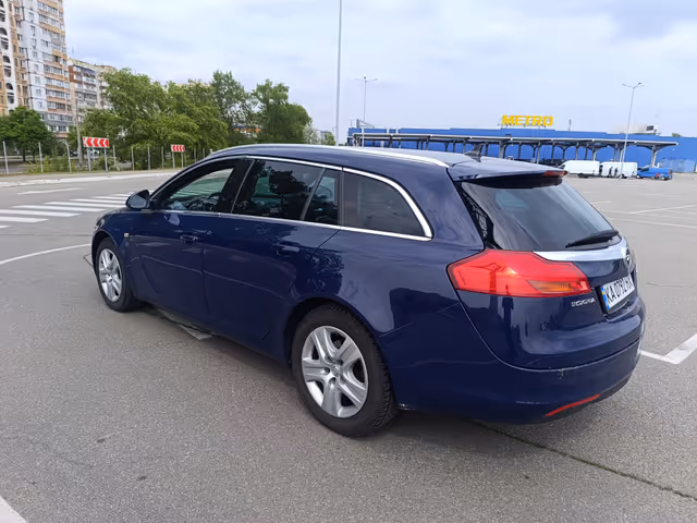 Opel Insignia - фото 3