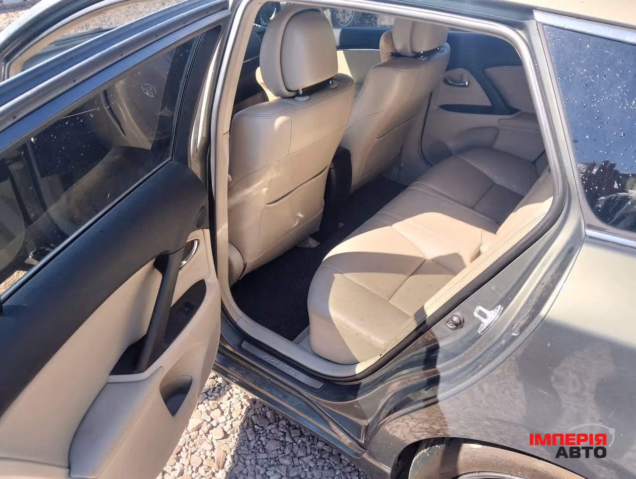 Toyota Avensis - фото 11