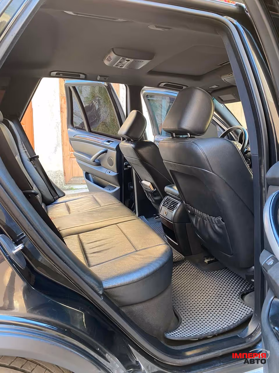 BMW X5 - фото 6