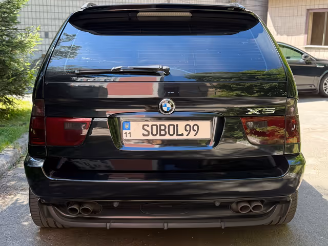 BMW X5 - фото 2