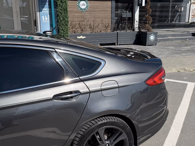 Ford Fusion USA - фото 3