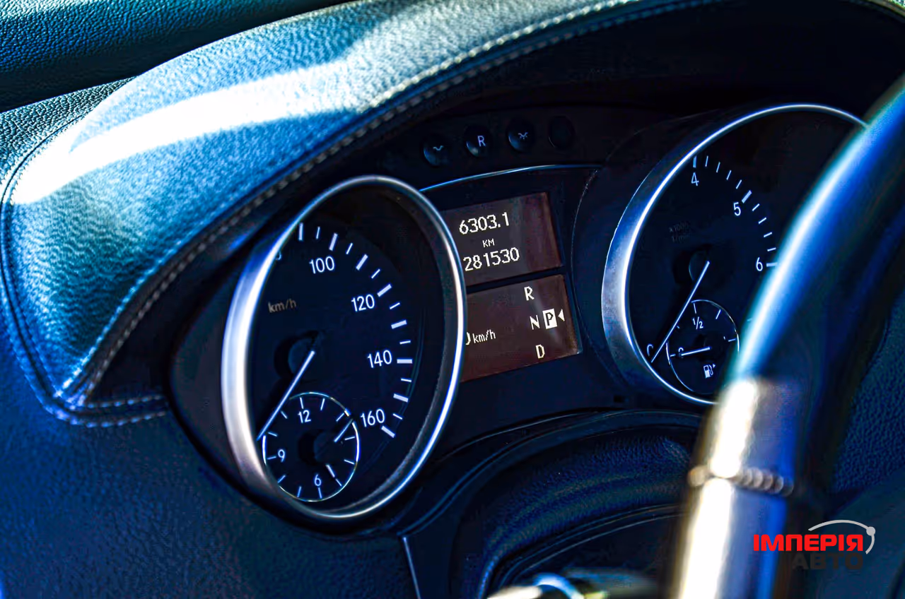 Mercedes-Benz GL-Класс - фото 12